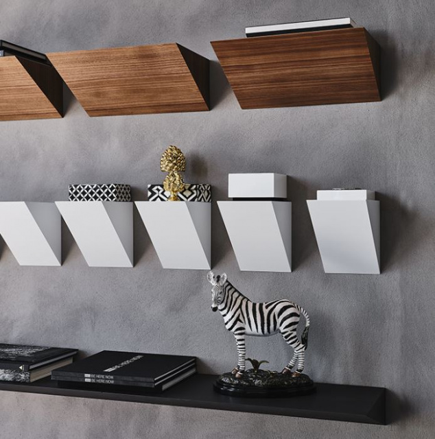 Итальянские настенные полки PENDOLA  от Cattelan Italia