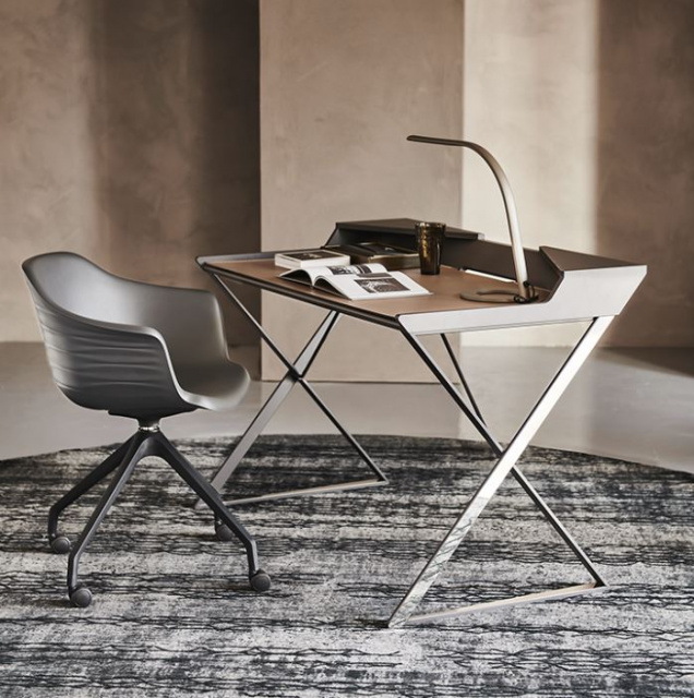 Итальянский письменный стол QWERTY от Cattelan Italia