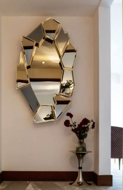 Итальянское настенное зеркало CRACKLE MIRROR  от  LUXXU